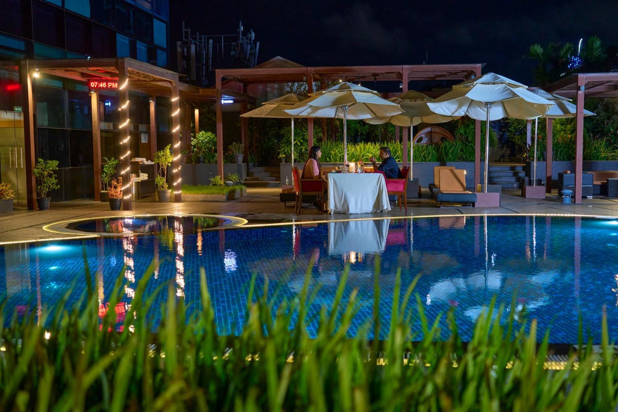 Hotel The Raviz Calicut Exterior foto