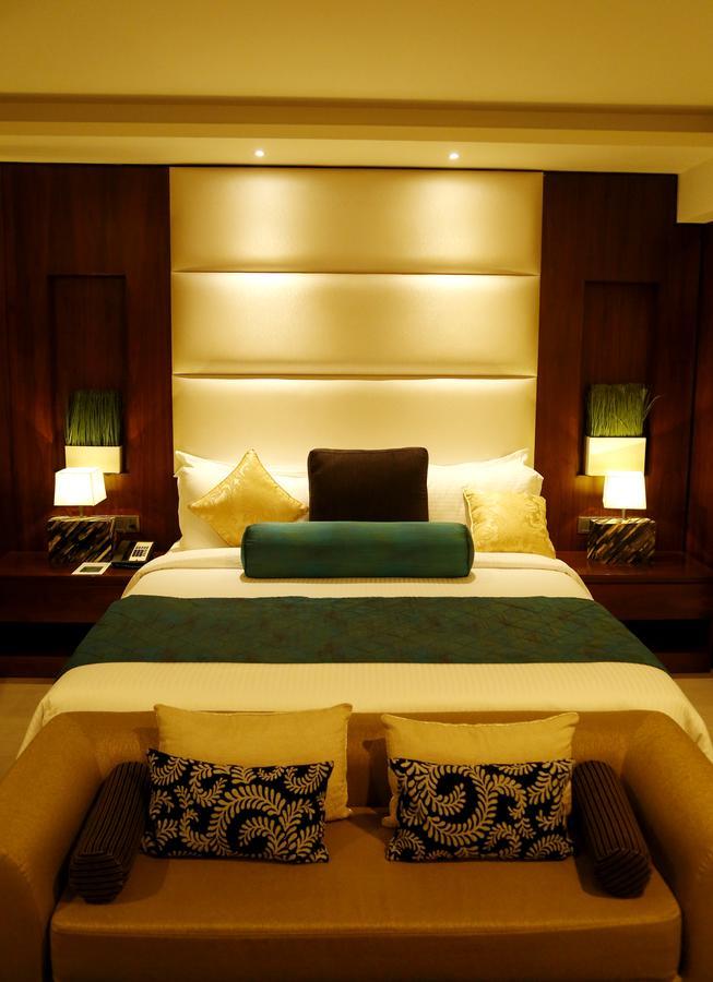Hotel The Raviz Calicut Exterior foto