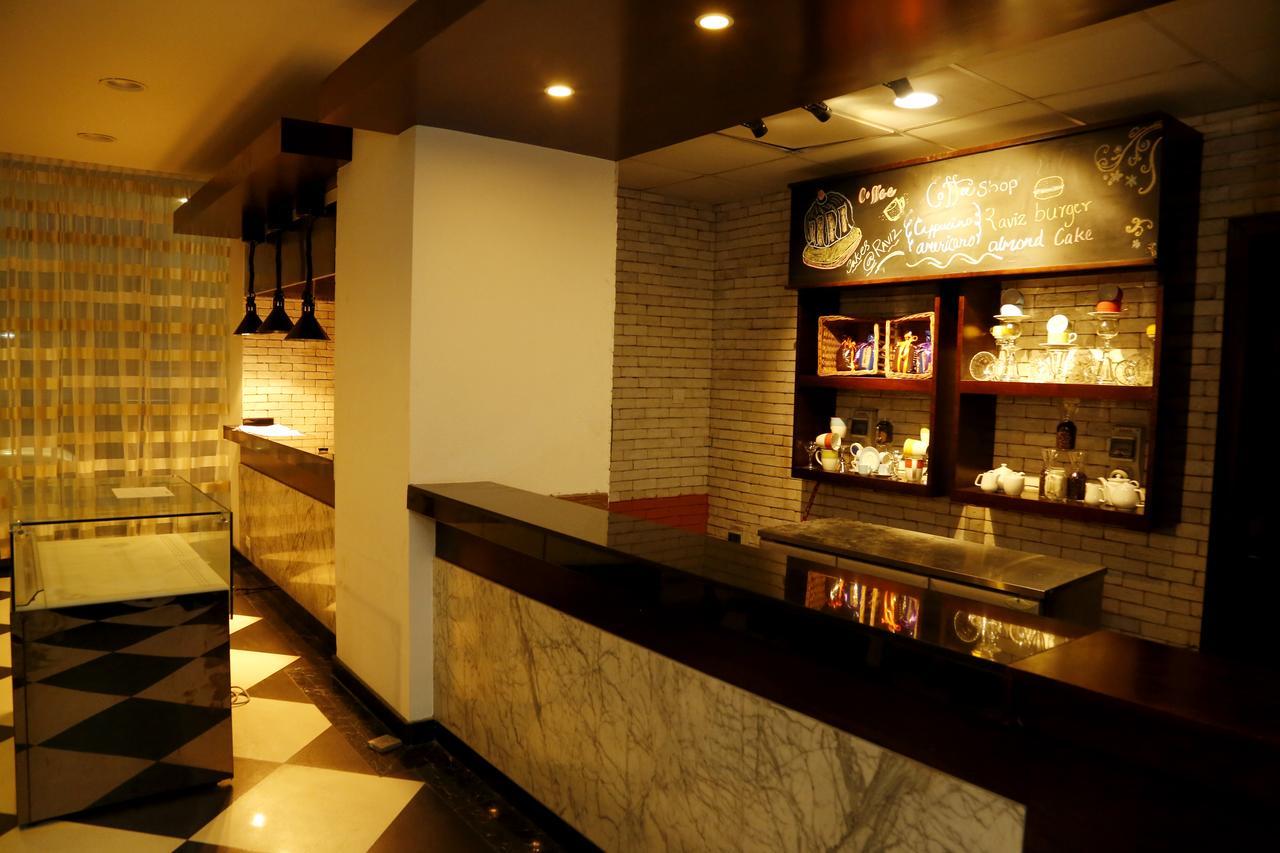 Hotel The Raviz Calicut Exterior foto